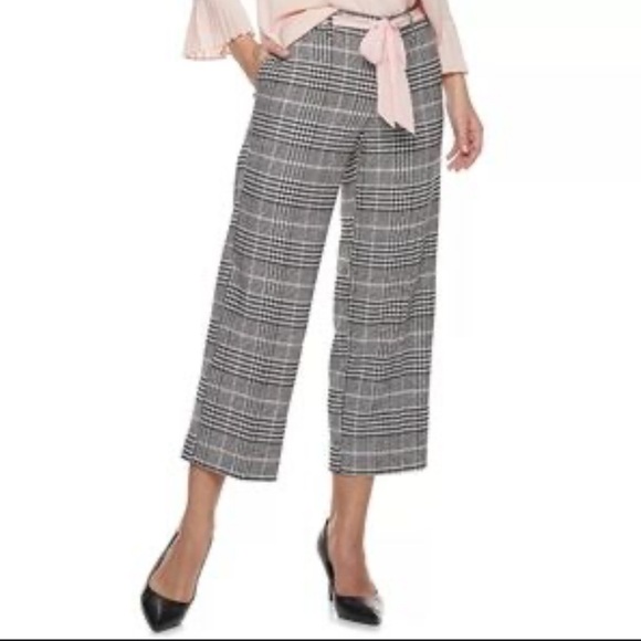 Elle | Pink, Black, White Plaid Printed Wide Leg Pants | Size M - Picture 1 of 8